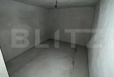 Casă cu 4 camere cu Teren 810 Mp în Central - 9
