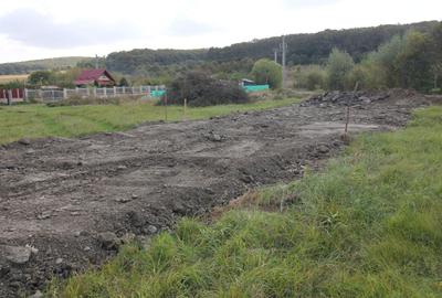 Teren Construcții intravilan de 780 mp, în Livezeni - 1