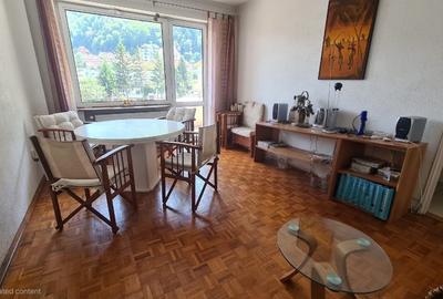 Apartament cu 3 camere semidecomandat, mobilat în Centrul Istoric