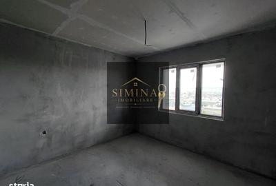 Casă cu 4 camere cu Teren 500 Mp în Nazna