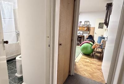 Apartament cu 3 camere în 7 Noiembrie