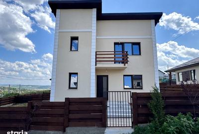 Casă cu 4 camere cu Teren 544 Mp în Valea Lupului