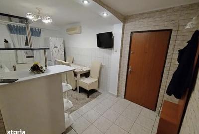 Apartament cu 3 camere decomandat în Luncă - 2