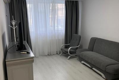 Apartament cu 2 camere, mobilat în Delfinariu