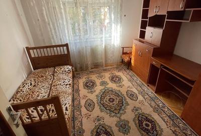 Apartament cu 3 camere decomandat în Răcădău - 3