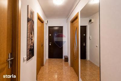 Garsonieră decomandată în Între Lacuri - 4
