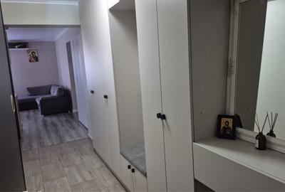 Apartament cu 3 camere decomandat în Brăilei - 6