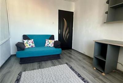Apartament cu 3 camere decomandat, mobilat în Tomis III - 17