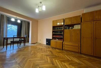 Apartament cu 3 camere decomandat, mobilat în Ultracentral - 2