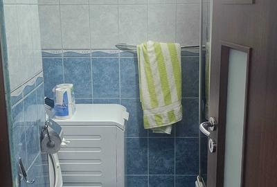 Apartament cu 3 camere decomandat în Tudor - 8