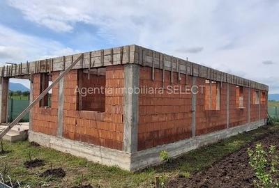 Casă individuală cu 3 camere cu Teren 500 Mp în Stupini - 2