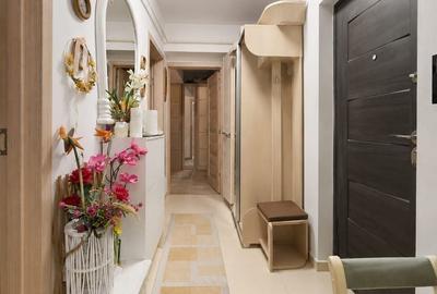 Apartament cu 2 camere decomandat în Nicolina