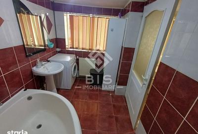 Apartament cu 3 camere decomandat în Central - 1