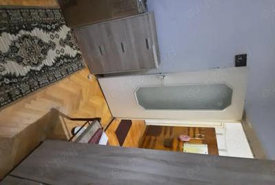 Apartament cu 3 camere decomandat în Central - 2