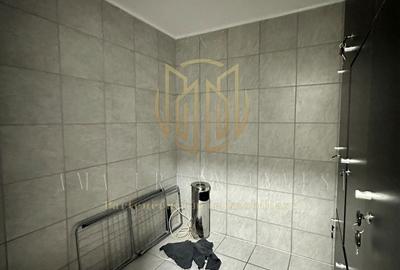 Apartament cu 3 camere în Berceni