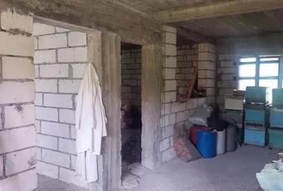 Casă cu 8 camere cu Teren 884 Mp în Central - 13