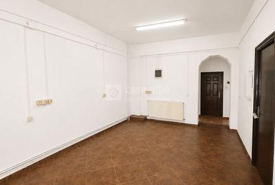 Spațiu comercial, de 128.38999938965 mp, în Nicolina - 5