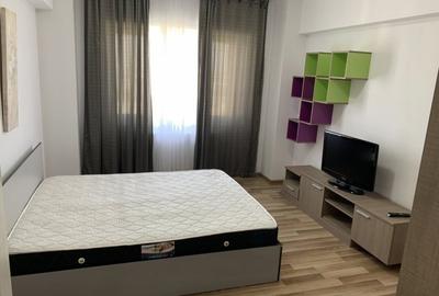 Apartament cu 3 camere semidecomandat în Berceni - 5
