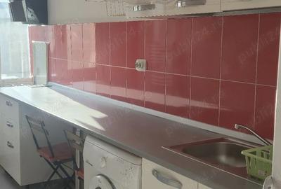 Garsonieră decomandată, mobilată în Tei