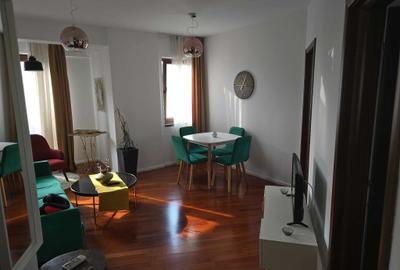 Apartament cu 2 camere în Tei