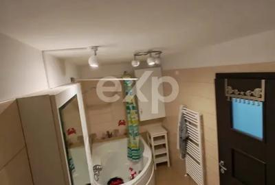 Apartament cu 3 camere decomandat în Tractorul - 16