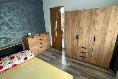 Apartament cu 2 camere decomandat în Exterior Vest