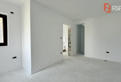 Duplex cu 5 camere cu Canalizare în Moșnița Nouă - 6