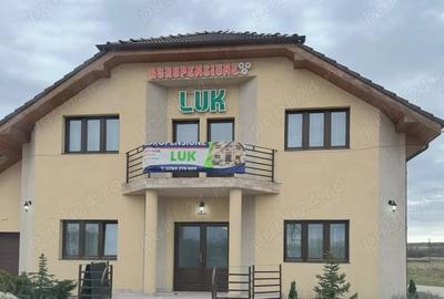 Casă cu 5 camere în Central - 3