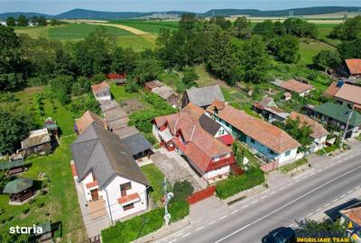 Casă cu 5 camere decomandat cu Garaj în Ilieni - 5