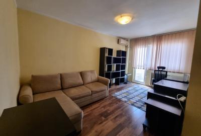 Garsonieră decomandată în Ștefan cel Mare