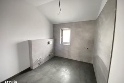 Casă cu 4 camere cu Teren 335 Mp în Ronaț - 2