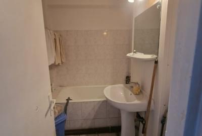 Apartament cu 3 camere decomandat în Centru Civic - 2