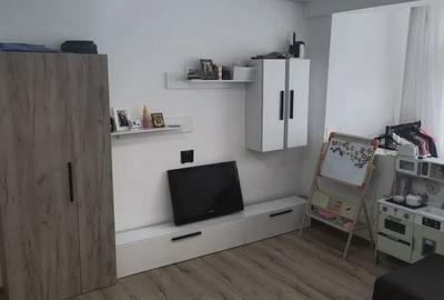 Apartament cu 2 camere semidecomandat în Micro 16 - 4