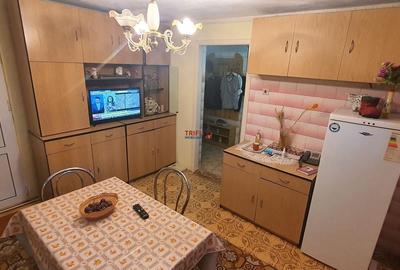 Casă cu 4 camere în Central