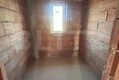 Casă individuală cu 3 camere cu Canalizare în Pișchia