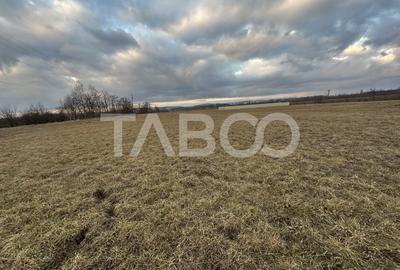 Teren Construcții intravilan de 1100 mp, în Hurez - 2