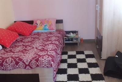 Casă cu 4 camere în Ștefăneștii de Jos - 8
