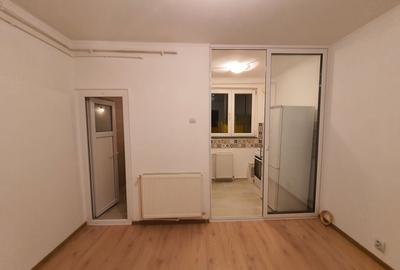 Garsonieră decomandată în Rahova - 8