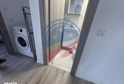 Apartament cu 3 camere în Craiovița Nouă