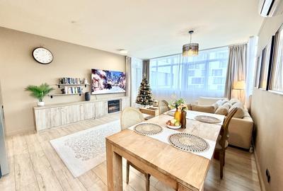 Apartament cu 3 camere semidecomandat, mobilat în Central - 1