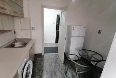 Apartament cu 2 camere decomandat în Traian