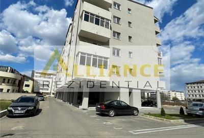 Apartament cu 3 camere decomandat în Metalurgiei