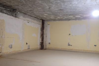 Spațiu comercial, de 120 mp, în Central