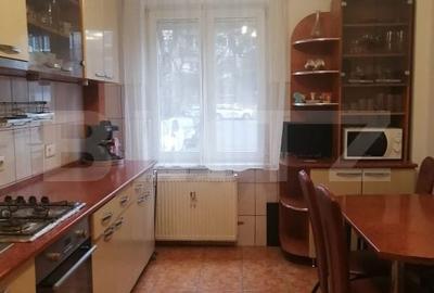 Apartament cu 3 camere în Decebal - 1