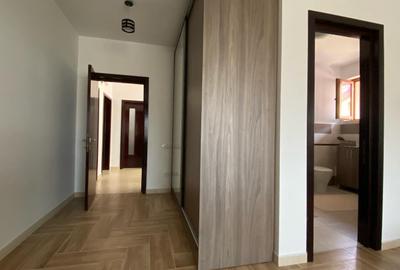 Casă individuală cu 5 camere cu Teren 1017 Mp în Bascov - 8
