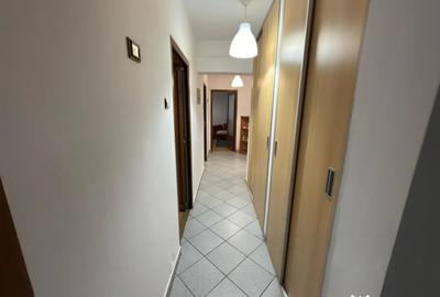 Apartament cu 4 camere decomandat în Central - 17