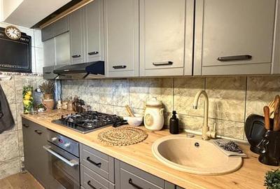 Apartament cu 4 camere decomandat în Nicolina - 5