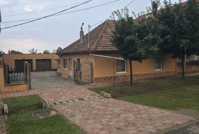 Casă cu 4 camere în Central - 4