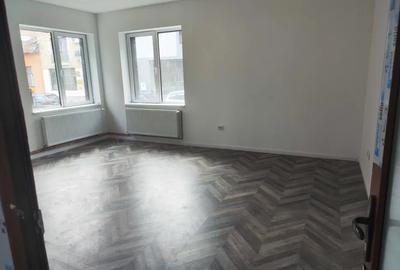 Casă individuală cu 7 camere cu Canalizare în Semicentral - 5