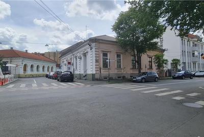 Spațiu comercial, de 80 mp, în Ultracentral
